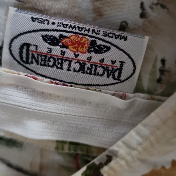 Hawaiian dress - Picture 3 of 3